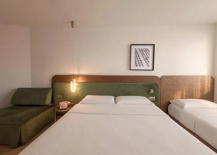 Pillow By The Sea Apart Otel