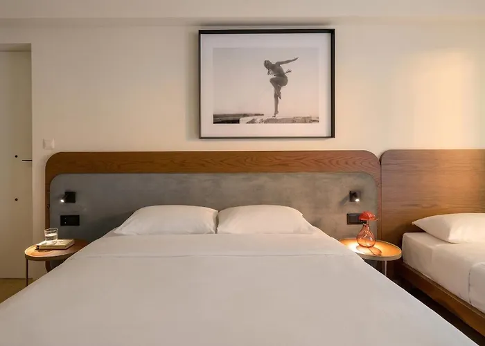 Aparthotel Pillow By The Sea 4*