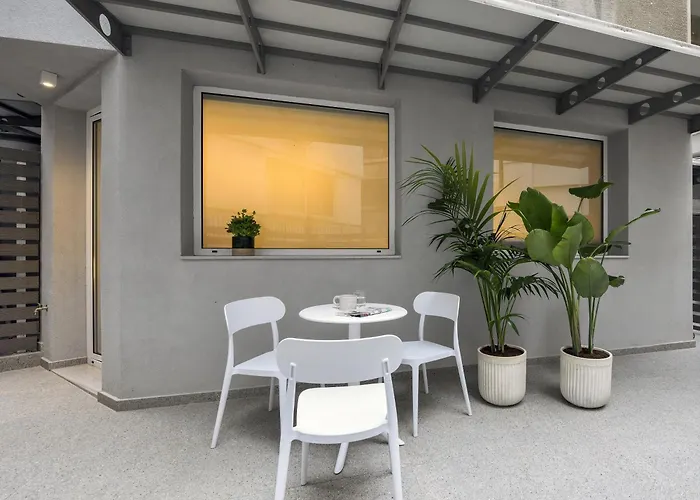 Aparthotel Pillow By The Sea Thessaloniki